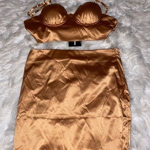 Never worn Fashionnova two piece set
